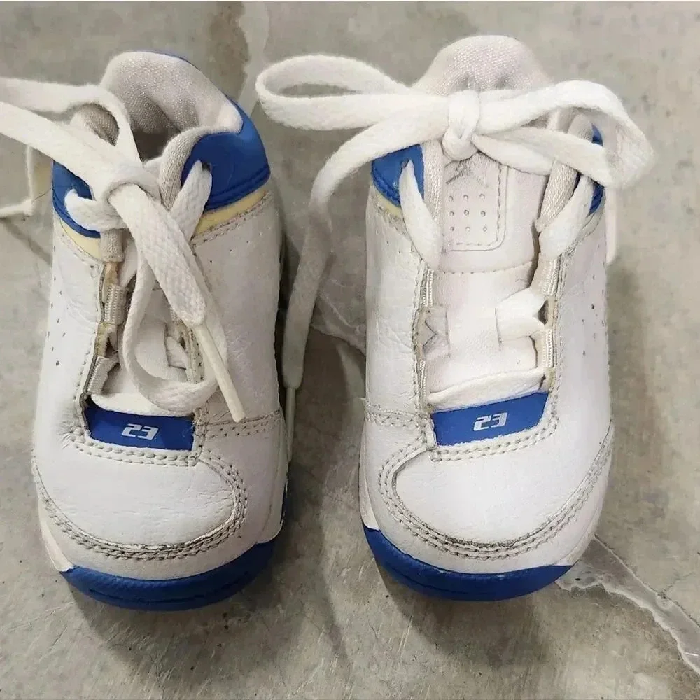 Infant‎ Size 3 JORDAN Brand  SNEAKERS